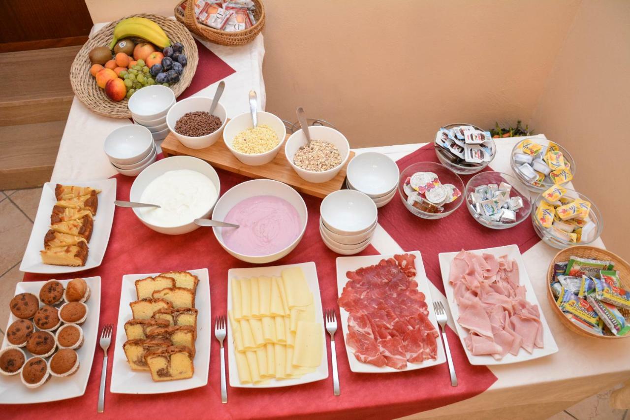 Albergo Casavecchia Tiarno di Sopra Exterior foto
